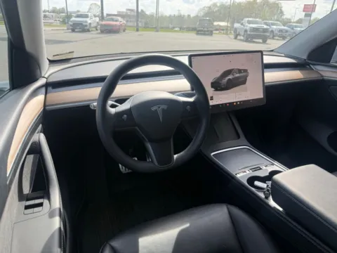 More photos of 2023 Tesla Model Y Performance at Jerry Hunt Supercenter - Lexington, NC