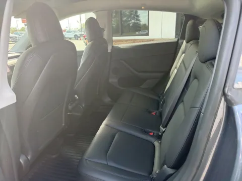 More photos of 2022 Tesla Model Y Performance at Jerry Hunt Supercenter - Lexington, NC