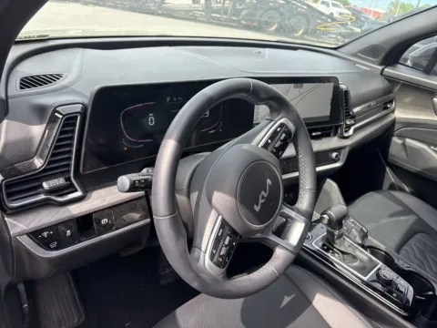 More photos of 2024 Kia Sportage X-Line at Jerry Hunt Supercenter - Lexington, NC