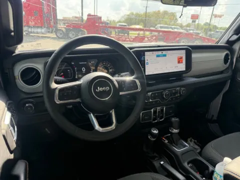 More photos of 2024 Jeep Wrangler Sahara at Jerry Hunt Supercenter - Lexington, NC