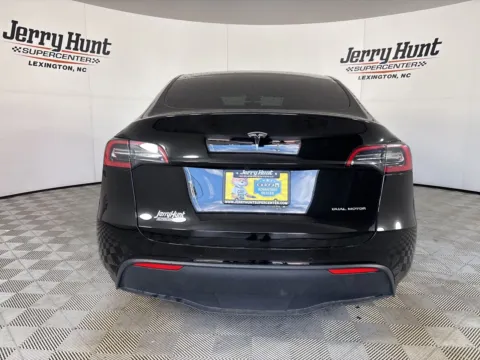 More photos of 2021 Tesla Model Y Long Range at Jerry Hunt Supercenter - Lexington, NC