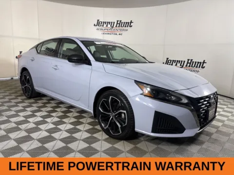 More photos of 2024 Nissan Altima 2.5 SR at Jerry Hunt Supercenter - Lexington, NC