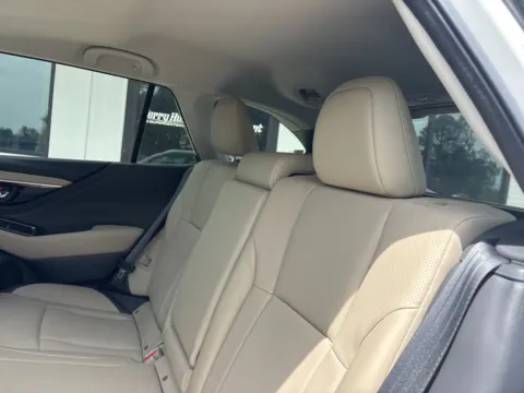 More photos of 2025 Subaru Outback Limited at Jerry Hunt Supercenter - Lexington, NC