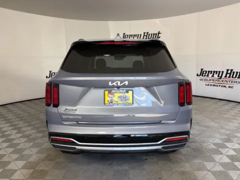 More photos of 2023 Kia Sorento S at Jerry Hunt Supercenter - Lexington, NC