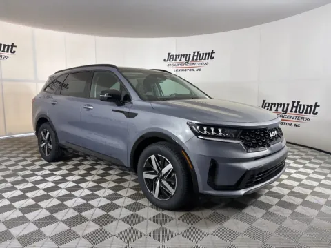 More photos of 2023 Kia Sorento S at Jerry Hunt Supercenter - Lexington, NC