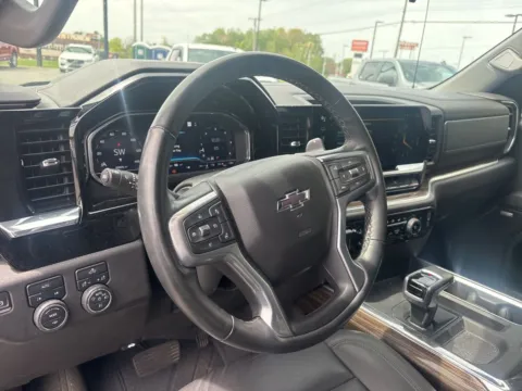 More photos of 2024 Chevrolet Silverado 1500 RST at Jerry Hunt Supercenter - Lexington, NC