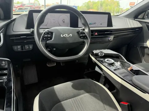 More photos of 2022 Kia EV6 GT-Line at Jerry Hunt Supercenter - Lexington, NC