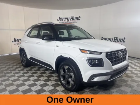 More photos of 2025 Hyundai Venue Limited at Jerry Hunt Supercenter - Lexington, NC