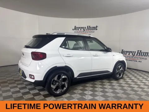 More photos of 2025 Hyundai Venue Limited at Jerry Hunt Supercenter - Lexington, NC