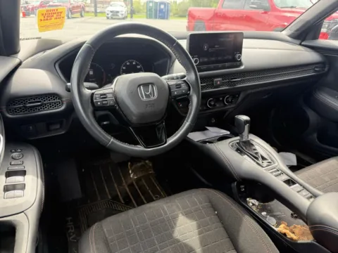 More photos of 2025 Honda HR-V Sport at Jerry Hunt Supercenter - Lexington, NC