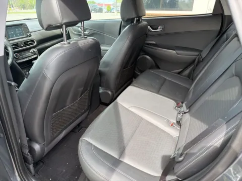 More photos of 2021 Hyundai Kona Limited at Jerry Hunt Supercenter - Lexington, NC