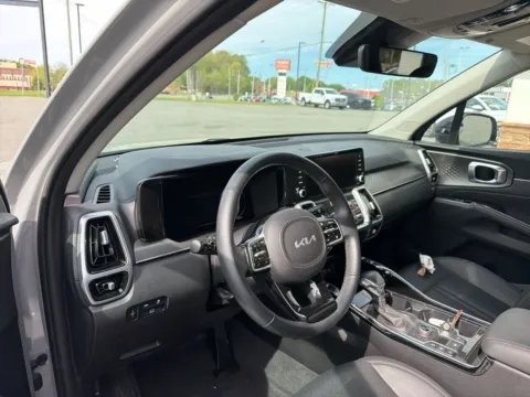 More photos of 2023 Kia Sorento SX at Jerry Hunt Supercenter - Lexington, NC