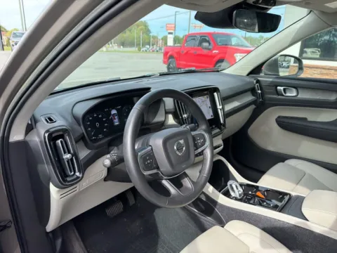 Another view of 2022 Volvo XC40 T5 Inscription for sale in Lexington, NC at Jerry Hunt Supercenter - Lexington