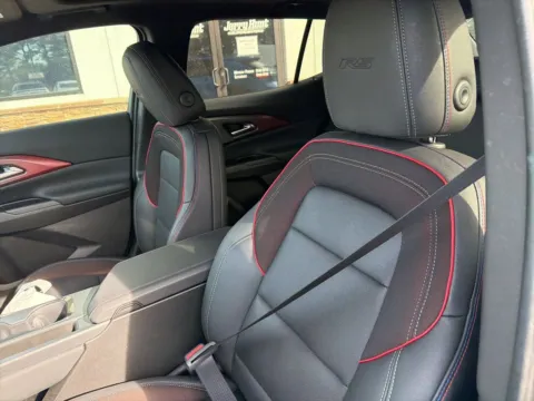 Photos of 2025 Chevrolet Equinox EV RS for sale in Lexington, NC at Jerry Hunt Supercenter - Lexington