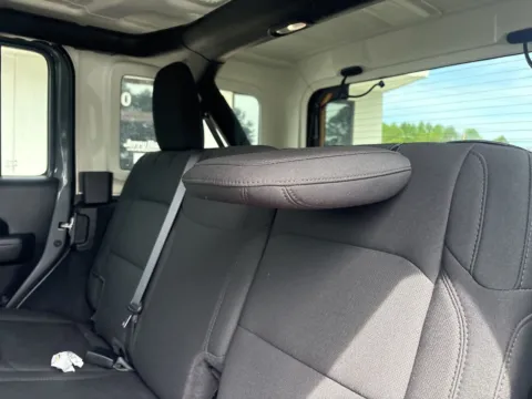 More photos of 2023 Jeep Wrangler Willys at Jerry Hunt Supercenter - Lexington, NC