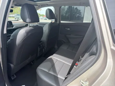 More photos of 2023 Nissan Rogue SL at Jerry Hunt Supercenter - Lexington, NC