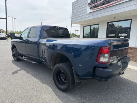More photos of 2024 Ram 3500 Big Horn at Jerry Hunt Supercenter - Lexington, NC