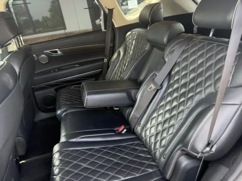 More photos of 2021 Genesis GV80 3.5T at Jerry Hunt Supercenter - Lexington, NC