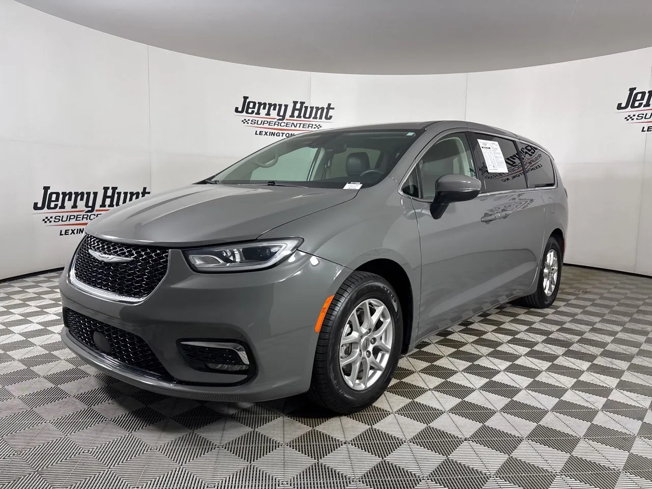 2023 Chrysler Pacifica Touring L for sale in Lexington, NC