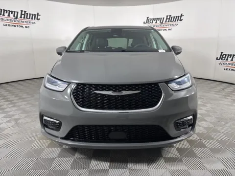 Photos of 2023 Chrysler Pacifica Touring L for sale in Lexington, NC at Jerry Hunt Supercenter - Lexington