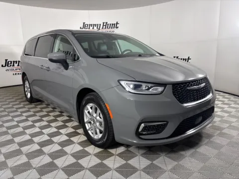 Another view of 2023 Chrysler Pacifica Touring L for sale in Lexington, NC at Jerry Hunt Supercenter - Lexington