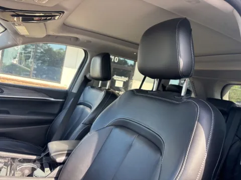 Another view of 2022 Jeep Grand Cherokee Limited for sale in Lexington, NC at Jerry Hunt Supercenter - Lexington