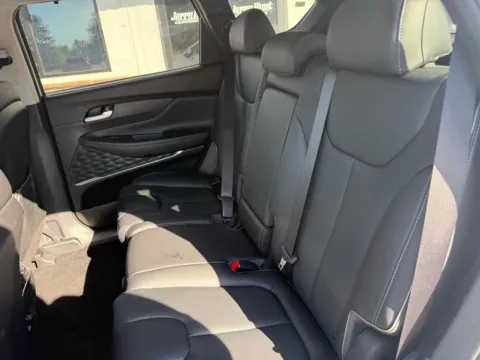 More photos of 2023 Hyundai Santa Fe Limited at Jerry Hunt Supercenter - Lexington, NC