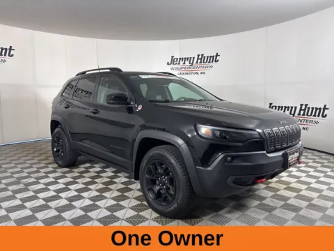 More photos of 2022 Jeep Cherokee Trailhawk at Jerry Hunt Supercenter - Lexington, NC