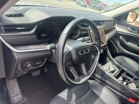 Another view of 2021 Jeep Grand Cherokee L Limited for sale in Lexington, NC at Jerry Hunt Supercenter - Lexington