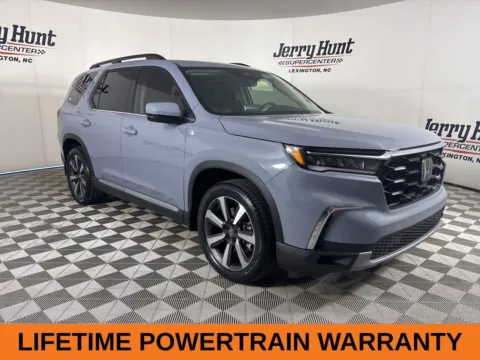 More photos of 2025 Honda Pilot Touring at Jerry Hunt Supercenter - Lexington, NC