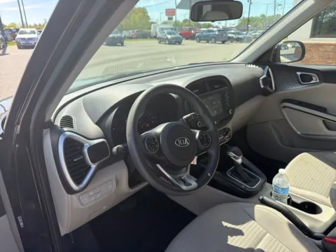 More photos of 2020 Kia Soul S at Jerry Hunt Supercenter - Lexington, NC