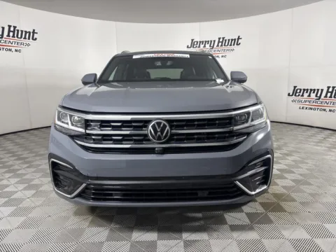 More photos of 2023 Volkswagen Atlas Cross Sport 3.6L V6 SEL Premium R-Line at Jerry Hunt Supercenter - Lexington, NC