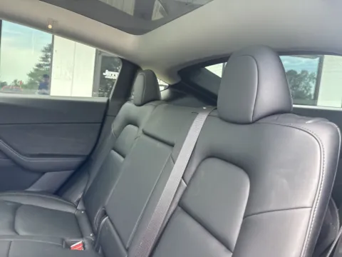 More photos of 2021 Tesla Model Y Long Range at Jerry Hunt Supercenter - Lexington, NC