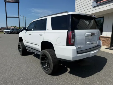 More photos of 2019 GMC Yukon SLT Standard Edition at Jerry Hunt Supercenter - Lexington, NC