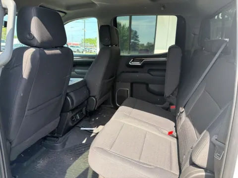 More photos of 2024 Chevrolet Silverado 1500 LT at Jerry Hunt Supercenter - Lexington, NC