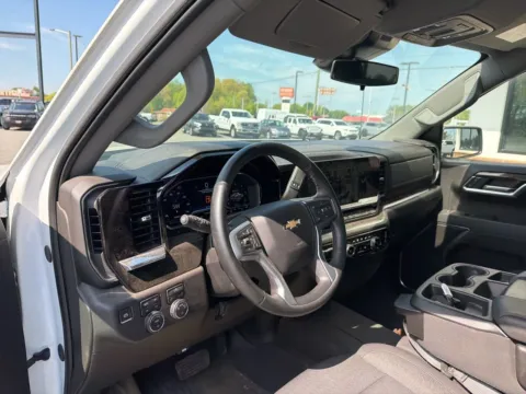 More photos of 2024 Chevrolet Silverado 1500 LT at Jerry Hunt Supercenter - Lexington, NC
