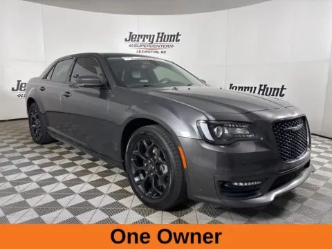 More photos of 2023 Chrysler 300 Touring at Jerry Hunt Supercenter - Lexington, NC