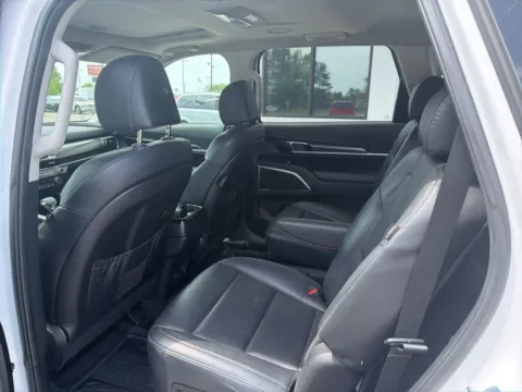 More photos of 2023 Kia Telluride S at Jerry Hunt Supercenter - Lexington, NC
