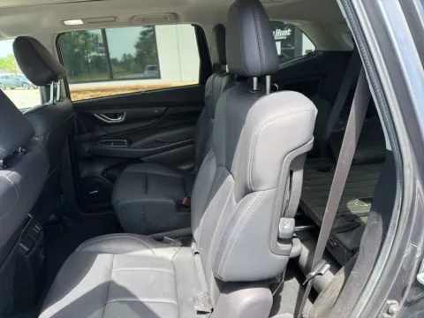 More photos of 2023 Subaru Ascent Limited at Jerry Hunt Supercenter - Lexington, NC