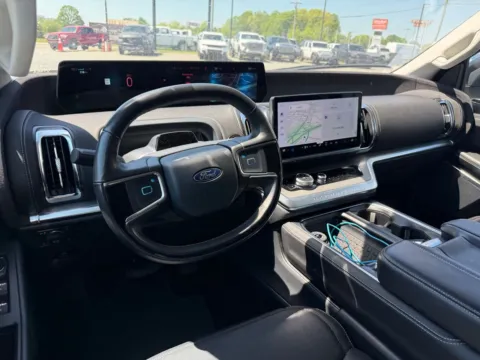 More photos of 2025 Ford Expedition Max Platinum at Jerry Hunt Supercenter - Lexington, NC