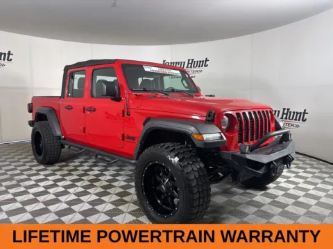 More photos of 2023 Jeep Gladiator Sport at Jerry Hunt Supercenter - Lexington, NC