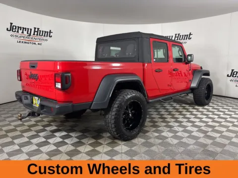 More photos of 2023 Jeep Gladiator Sport at Jerry Hunt Supercenter - Lexington, NC