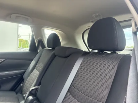 More photos of 2019 Nissan Rogue S at Jerry Hunt Supercenter - Lexington, NC