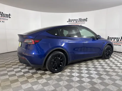 More photos of 2024 Tesla Model Y Long Range at Jerry Hunt Supercenter - Lexington, NC