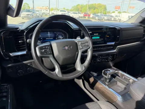 More photos of 2022 Chevrolet Silverado 1500 LT Trail Boss at Jerry Hunt Supercenter - Lexington, NC