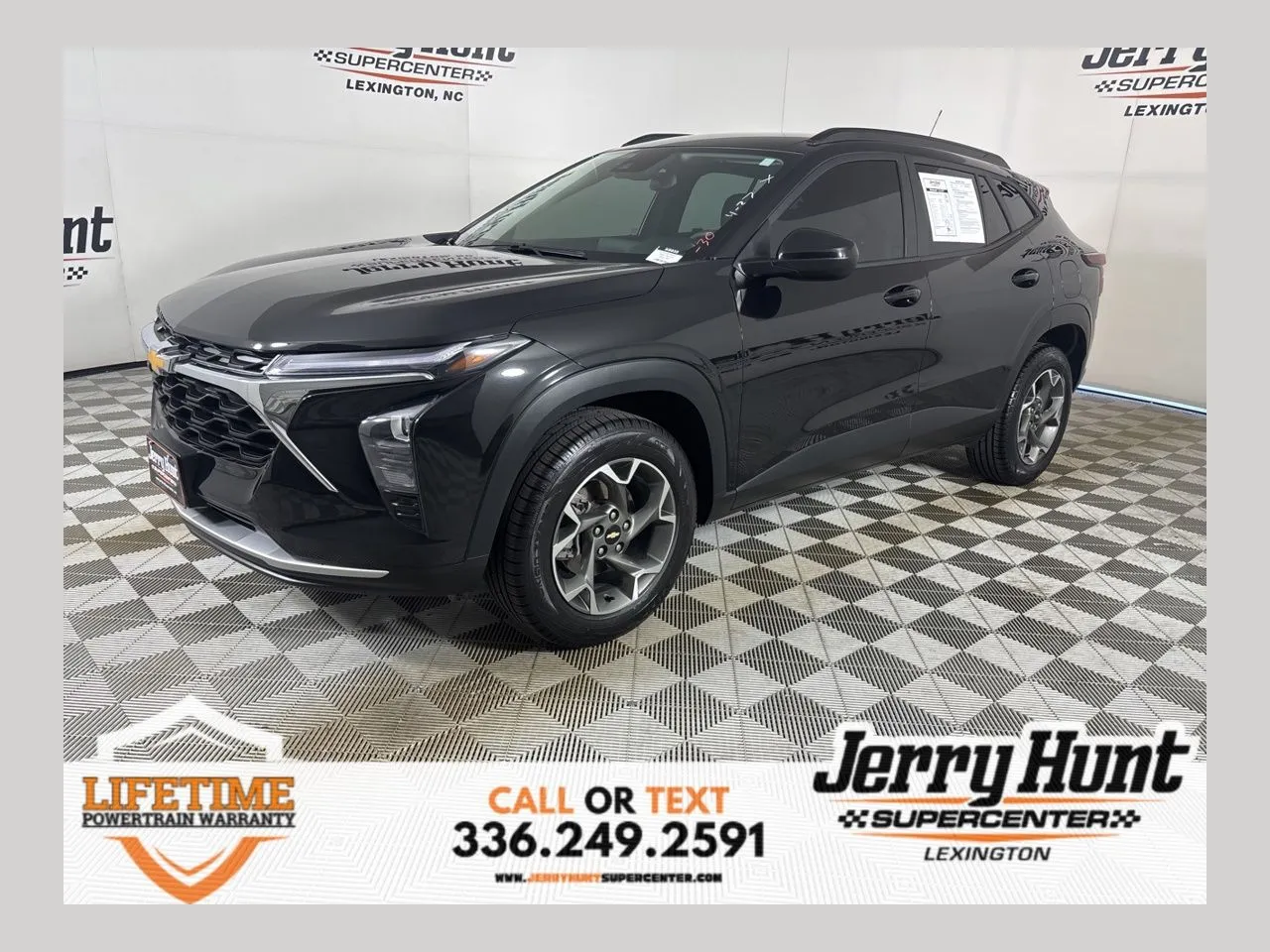 Black 2024 Chevrolet Trax LT for sale in Lexington, NC