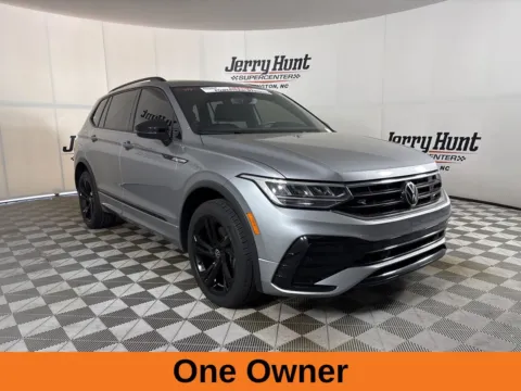 More photos of 2023 Volkswagen Tiguan 2.0T SE R-Line Black at Jerry Hunt Supercenter - Lexington, NC