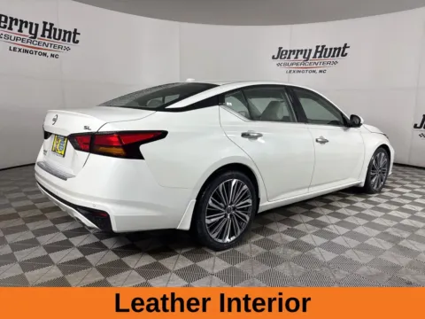 More photos of 2023 Nissan Altima 2.5 SL at Jerry Hunt Supercenter - Lexington, NC