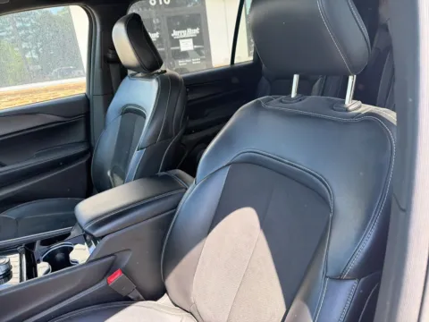 Another view of 2023 Jeep Grand Cherokee L Altitude for sale in Lexington, NC at Jerry Hunt Supercenter - Lexington