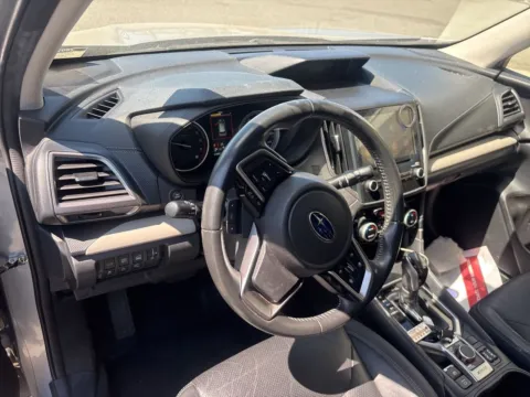 More photos of 2023 Subaru Forester Limited at Jerry Hunt Supercenter - Lexington, NC